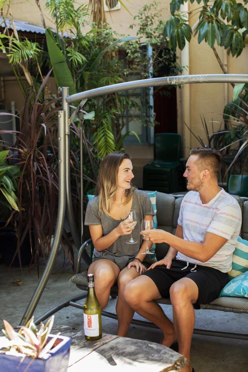 Albergue Pirates Backpackers Fremantle Exterior foto